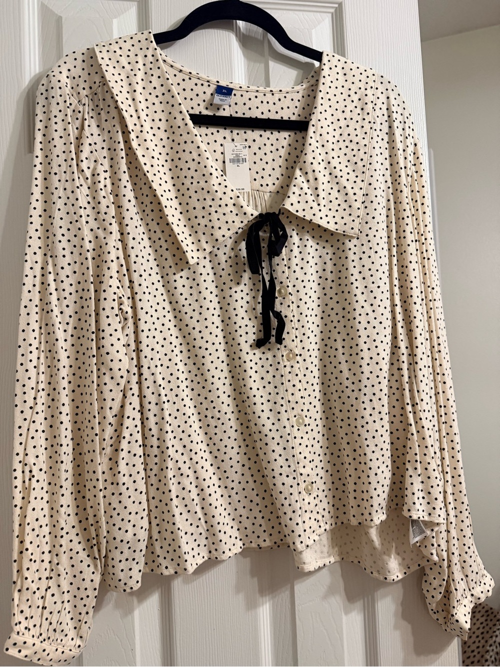Old Navy Cream Polka Dot Button-Down Blouse with Black Tie